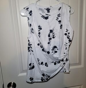 Ann Taylor blouse size medium 100 % cotton